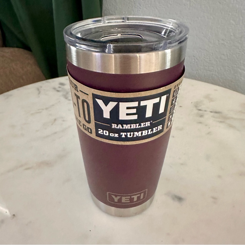 Yeti Rambler 20oz - Nordic Purple